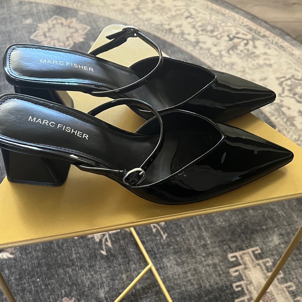 Marc Fisher “Lakey” Black Heeled Mules - Picture 2 of 4